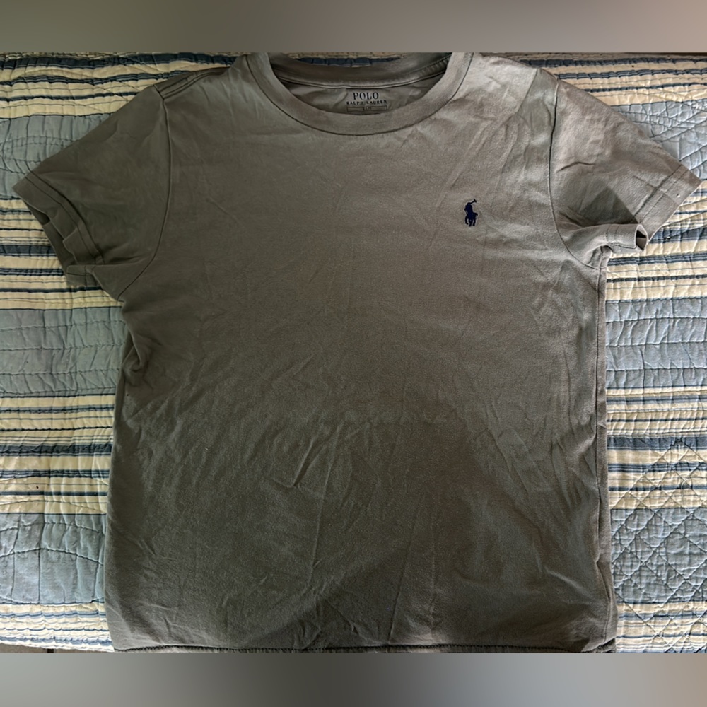 Polo shirt size 6 like new!